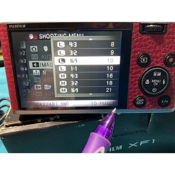 Fujifilm XF1 12.0MP Compact Digital Camera For Parts/Repair - Picture 4 of 10